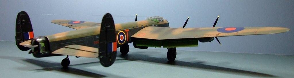 Avro Lancaster B.III, RAF, 1:72