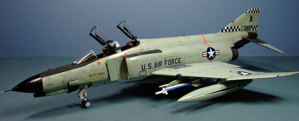 McDonnell Douglas, F-4E Phantom II, 57th FIS, 1:48