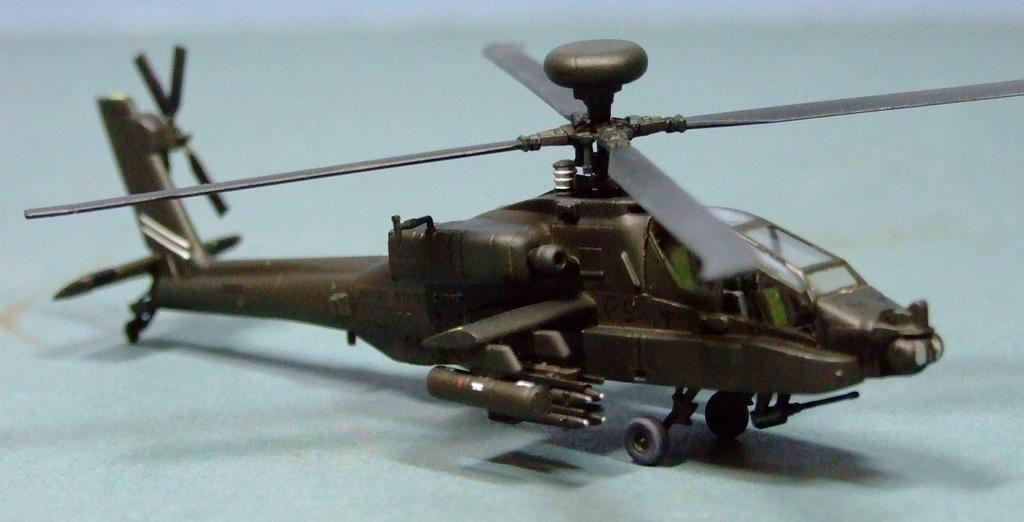 AH-64D Apache, 1:144