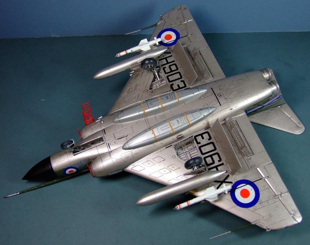 Gloster Javelin FAW9, 1:48