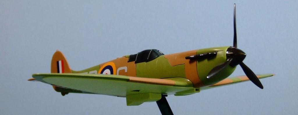 Supermarine Spitfire Mk.1, ~1:48