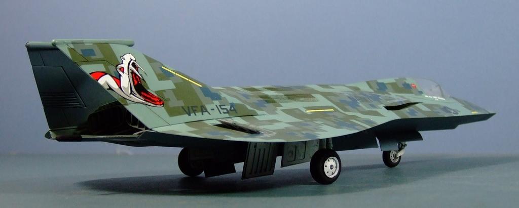 F-19 Stealth Fighter, VFA-154, 1:48, US Navy