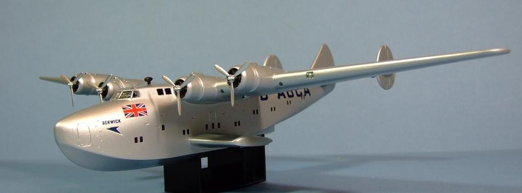 Boeing Clipper 1:144
