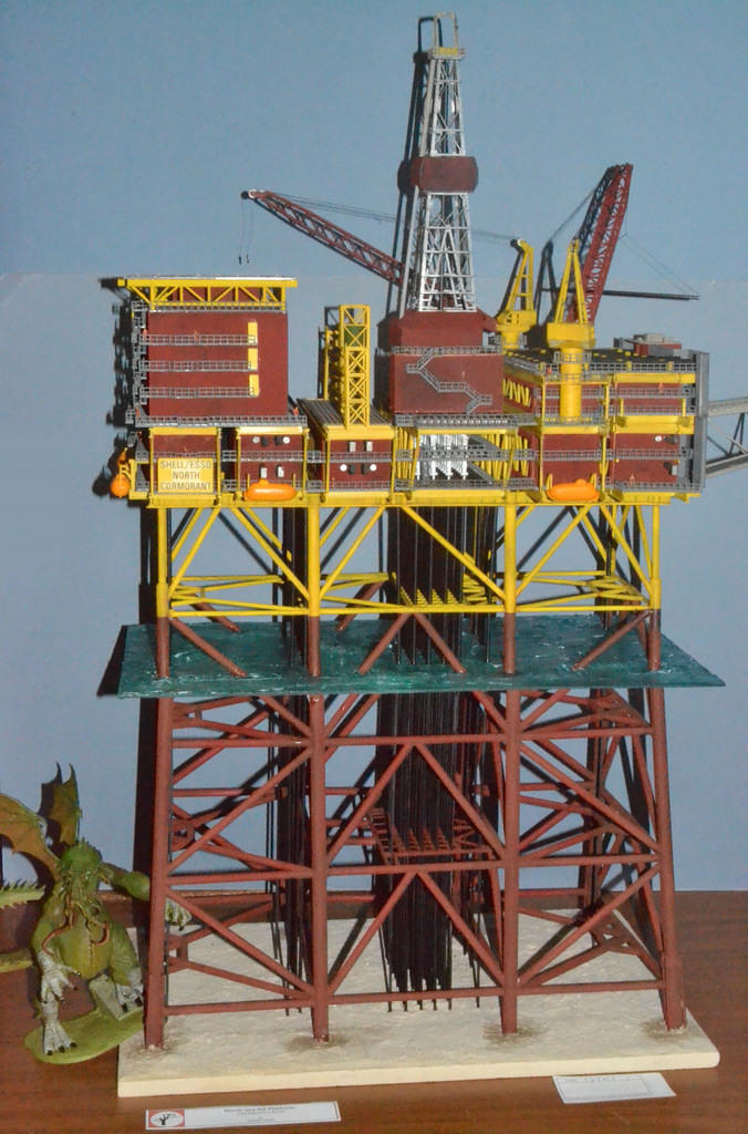 North Cormorant Oil Platform 1:200