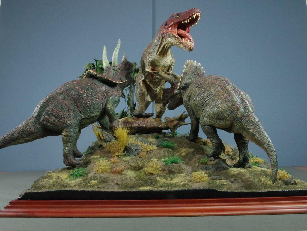 T Rex & Triceratops