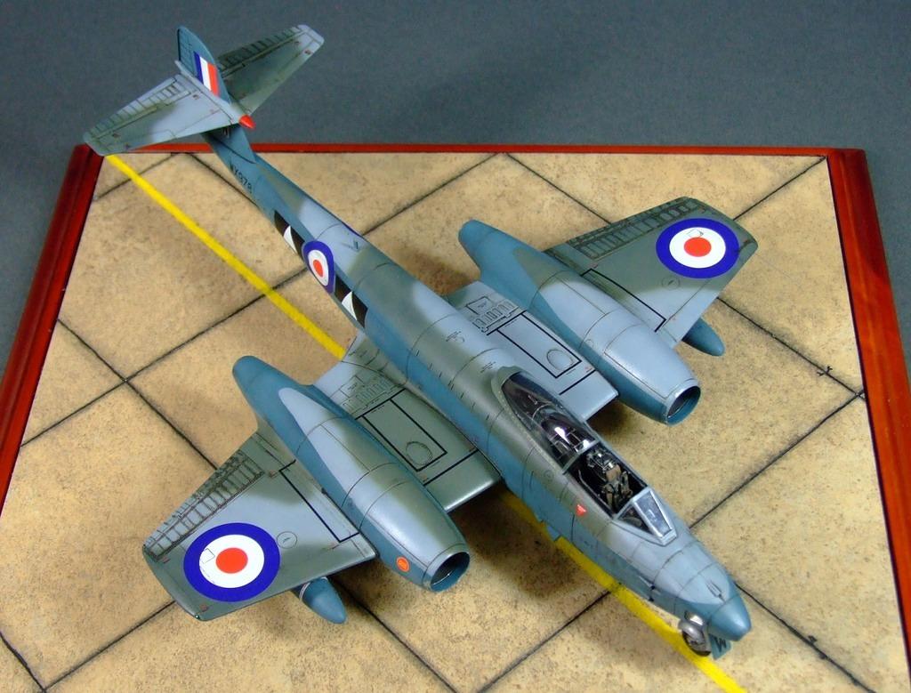 Gloster Meteor FR.9, 1:48