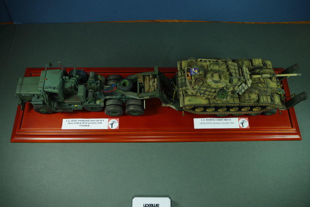 US Army Oshkosh M911 Tracor + M747 Low Loader + USMC M60A