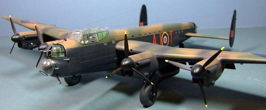 Avro Lancaster B.III, RAF, 1:72
