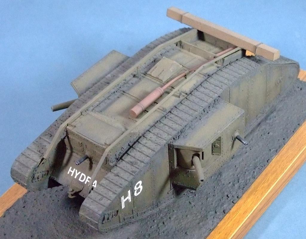 British Tank Mk.IV Male, (Emhar kit) 1:35