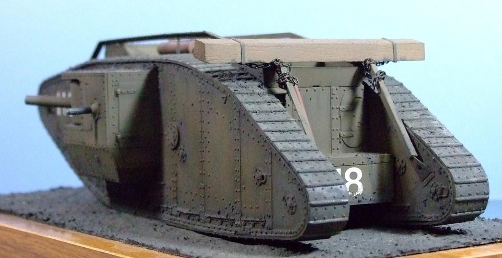British Tank Mk.IV Male, (Emhar kit) 1:35