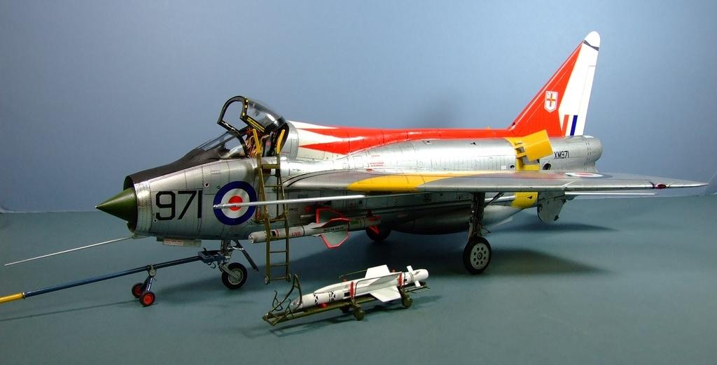 English Electric Lightning T.4, RAF, 1:32
