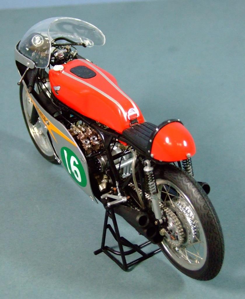 Honda RC166, Mike Hailwood, TT, 1966, 1:12