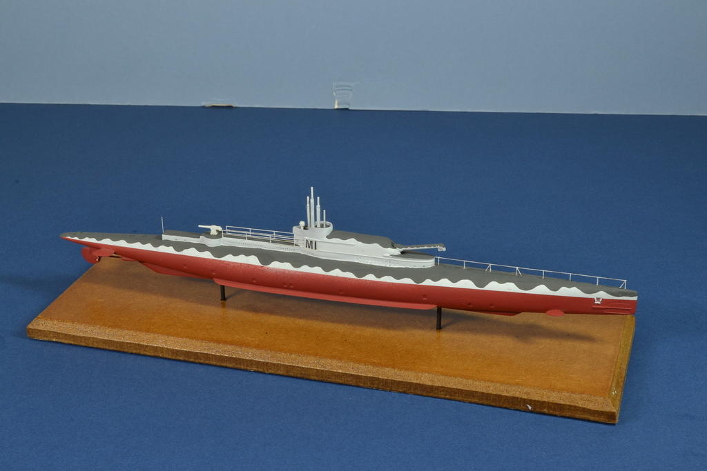 HM Submarine 'M' Class 1:350
