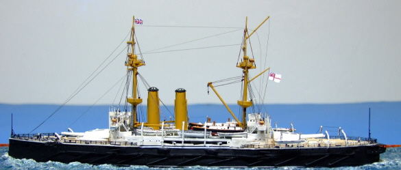 HMS Exmouth, 1/700