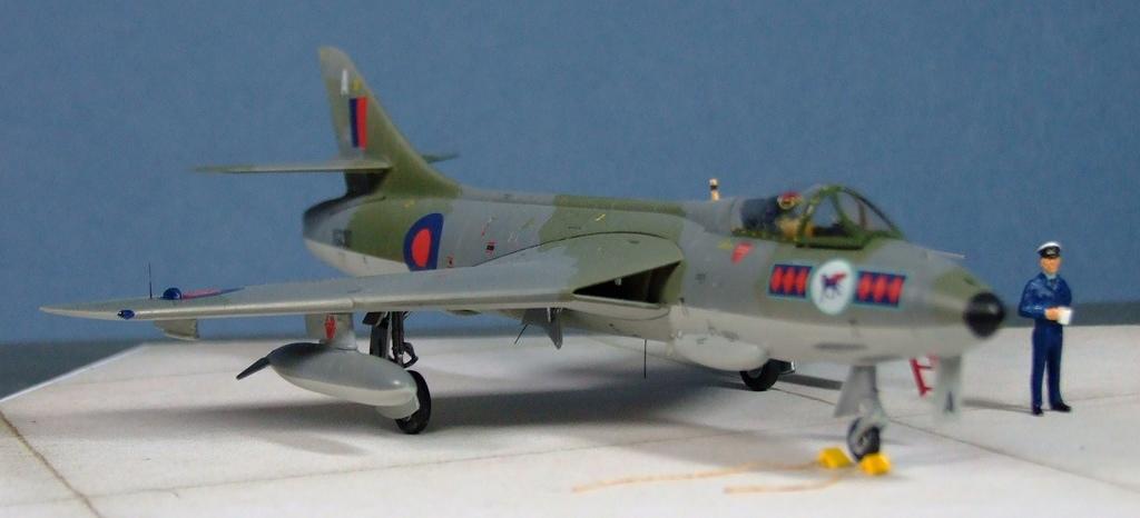 Hawker Hunter FGA.9, 1:72