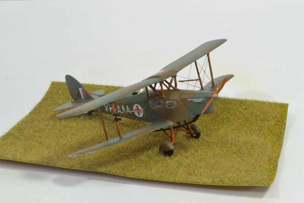 De Havillan Type 83 - Fox Moth