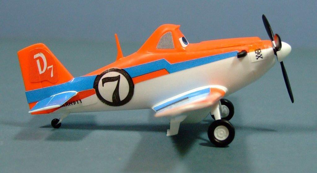 "Dusty Crophopper," Disney's Planes, 1:100