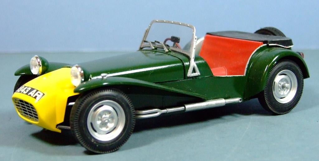 Lotus 7, 1:24