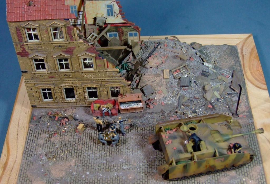 Relaxing Tankies, 1:72