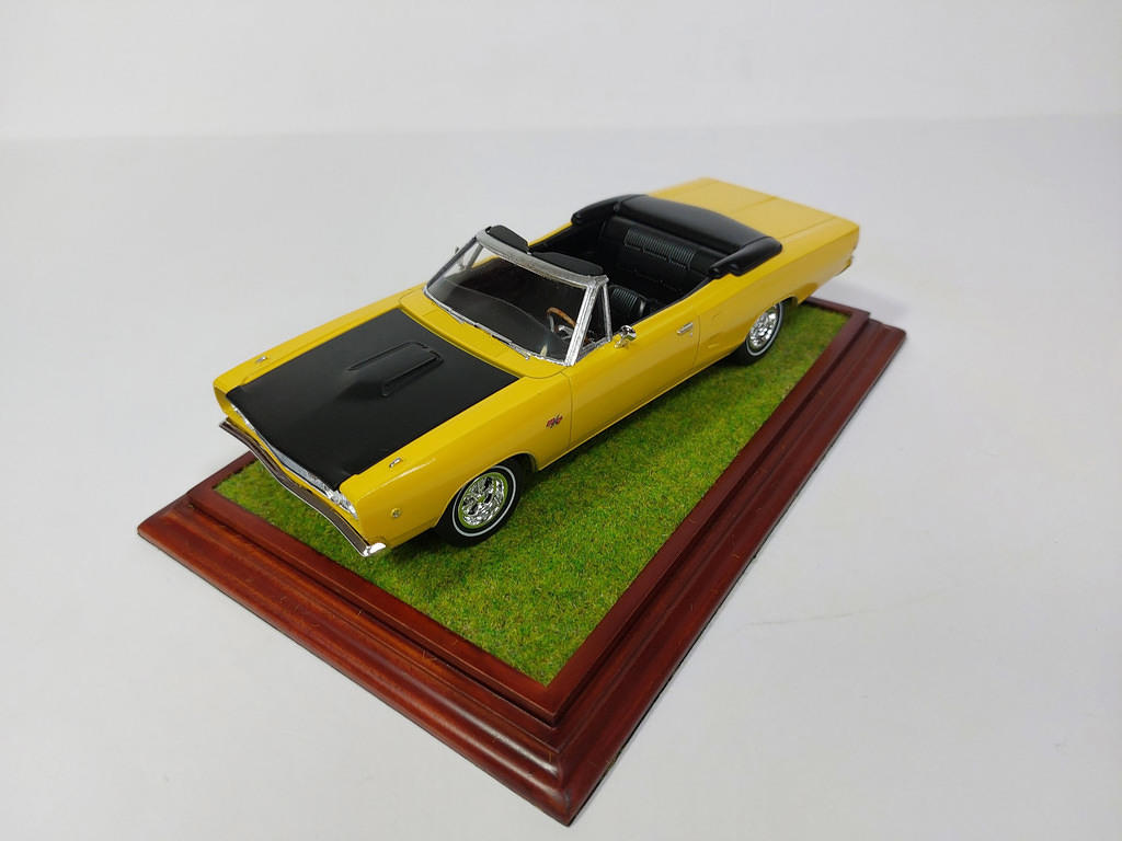 Dodge Coronet Convertable, 1:25